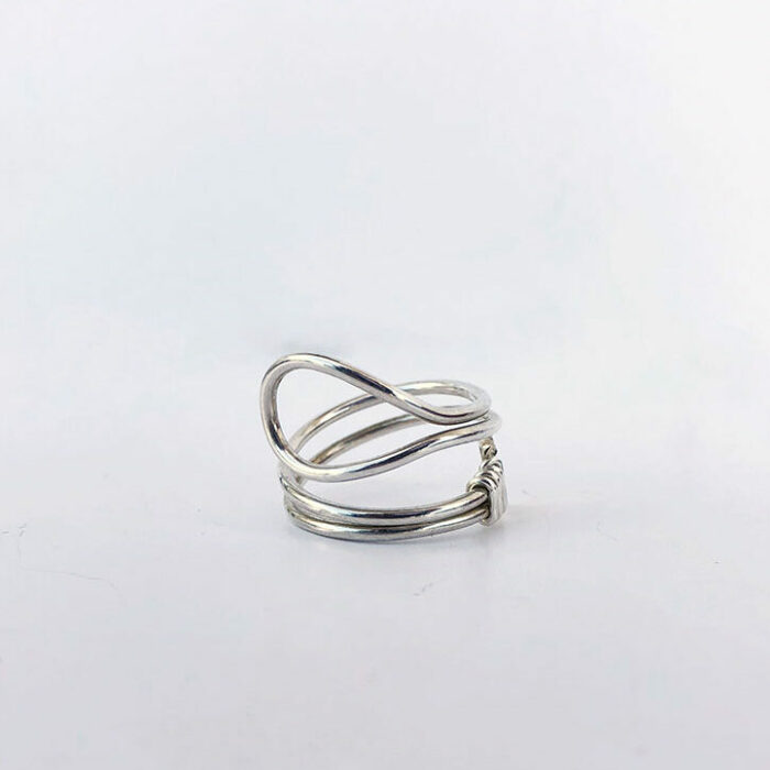 Bague graphique en argent