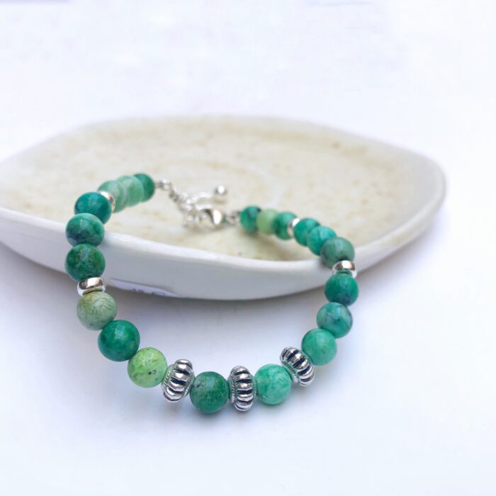 Bracelet avec pierres vertes de variscite