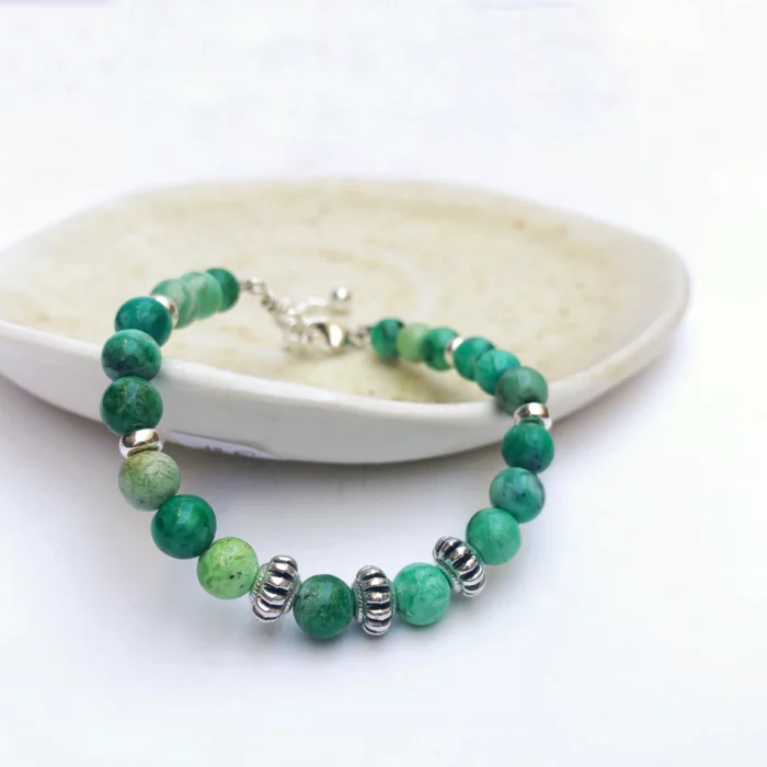 Bracelet avec pierres vertes de variscite