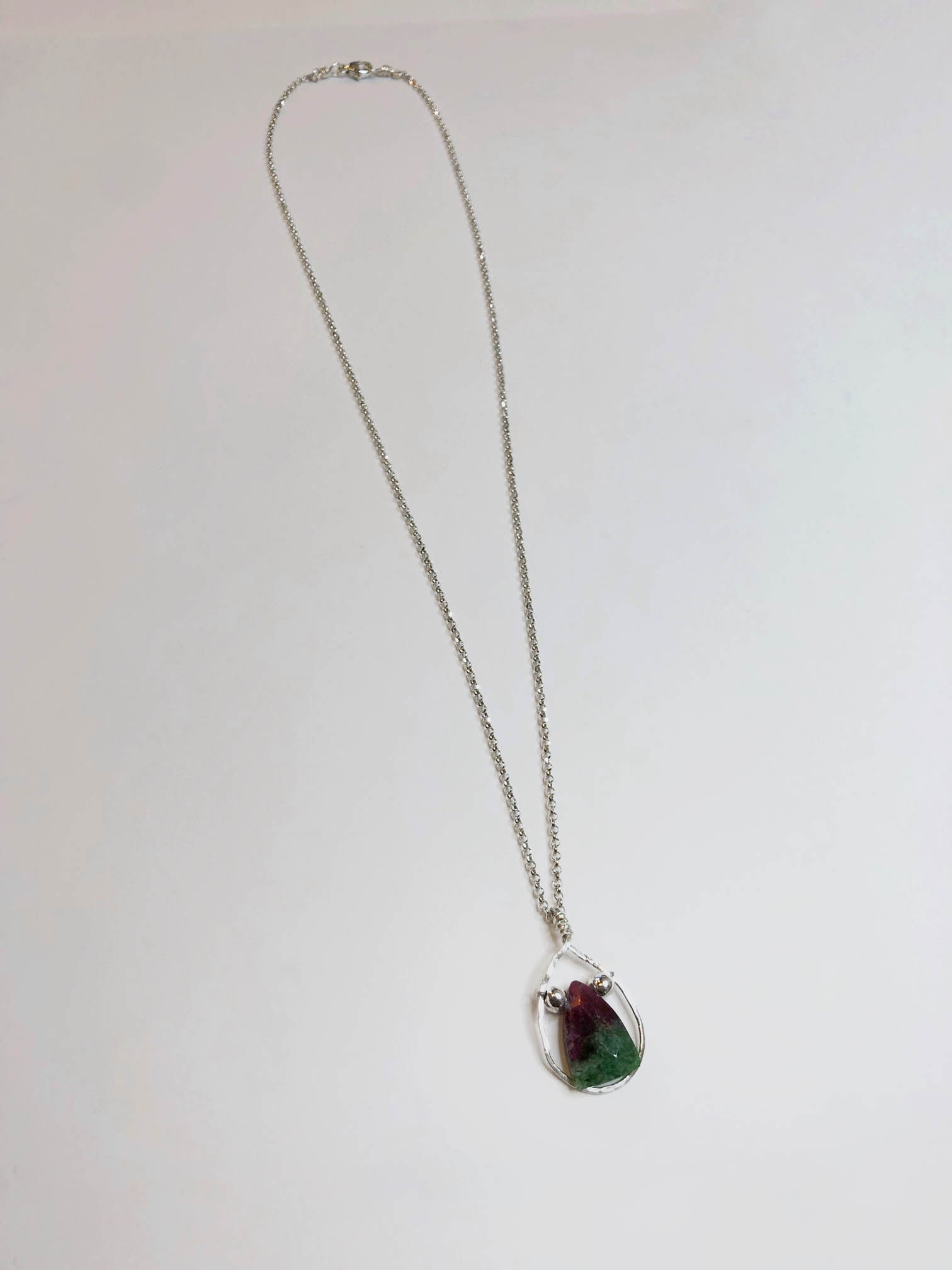 Collier Zoïsite facettée – Image 3