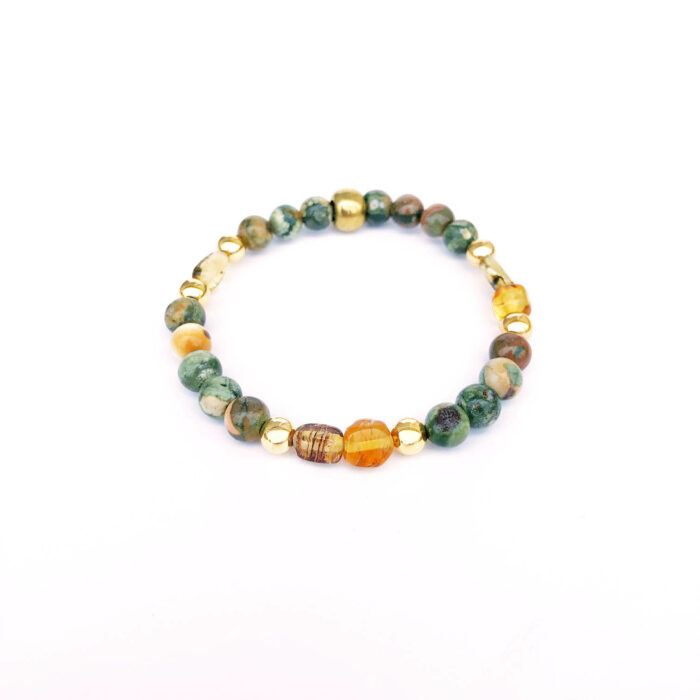 bracelet avec pierres vertes et jaunes